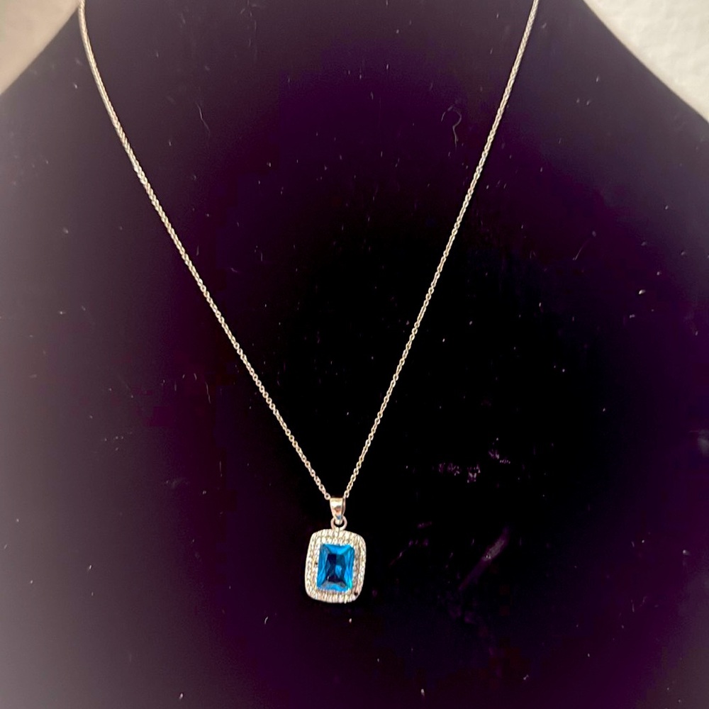 Blue stone necklace